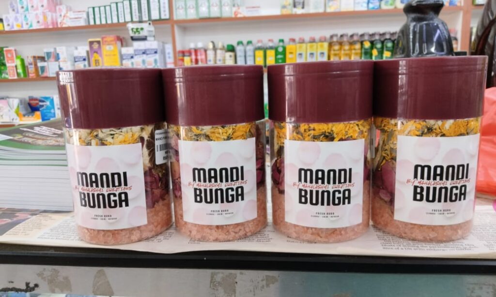 Daniya store-22