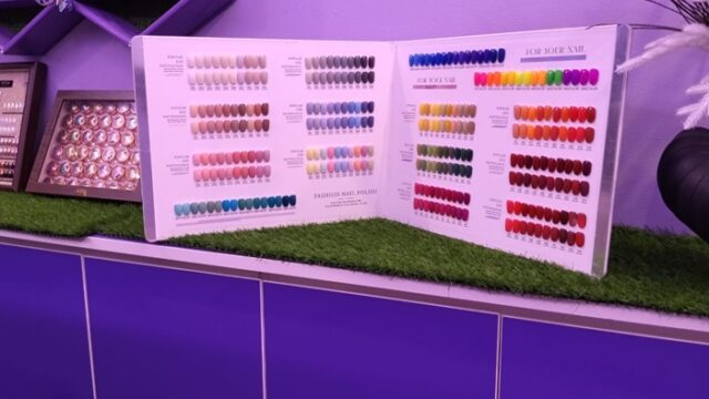 9 SLE NAIL WORK