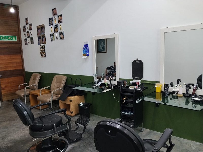 Kedai Gunting Rambut-1