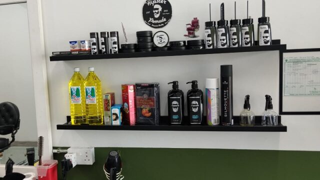 Kedai Gunting Rambut-2
