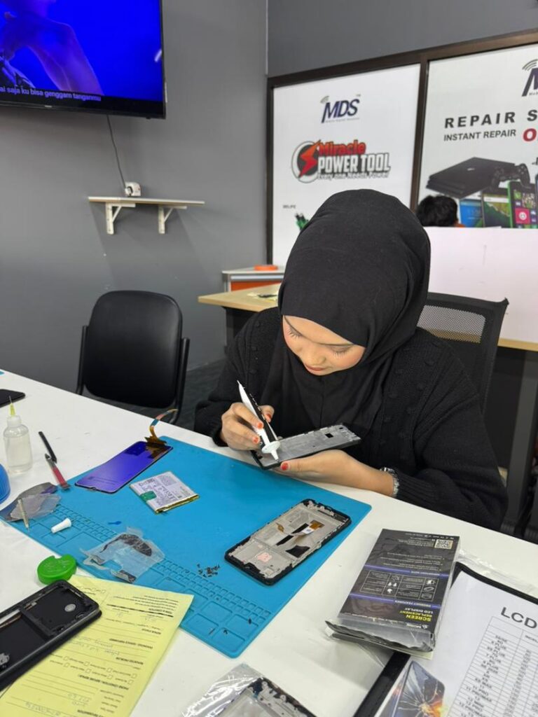 MDS 3 REPAIR TEAM1