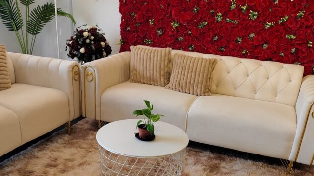 aura 11 sofa