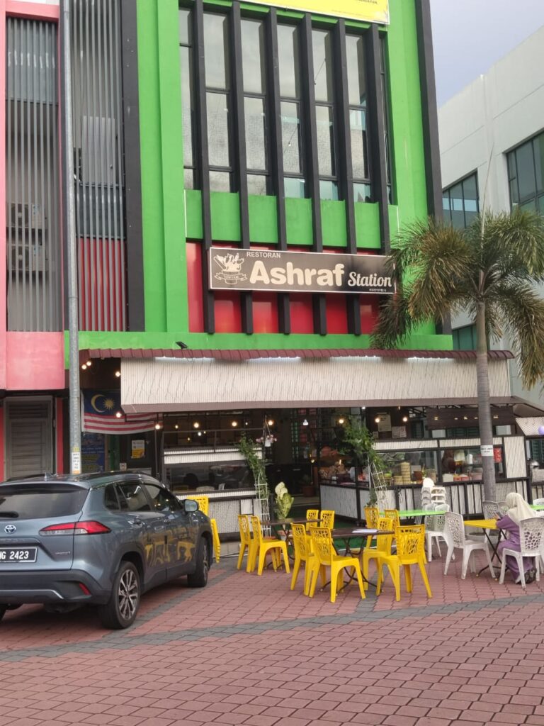RESTORAN ASHRAF STATION